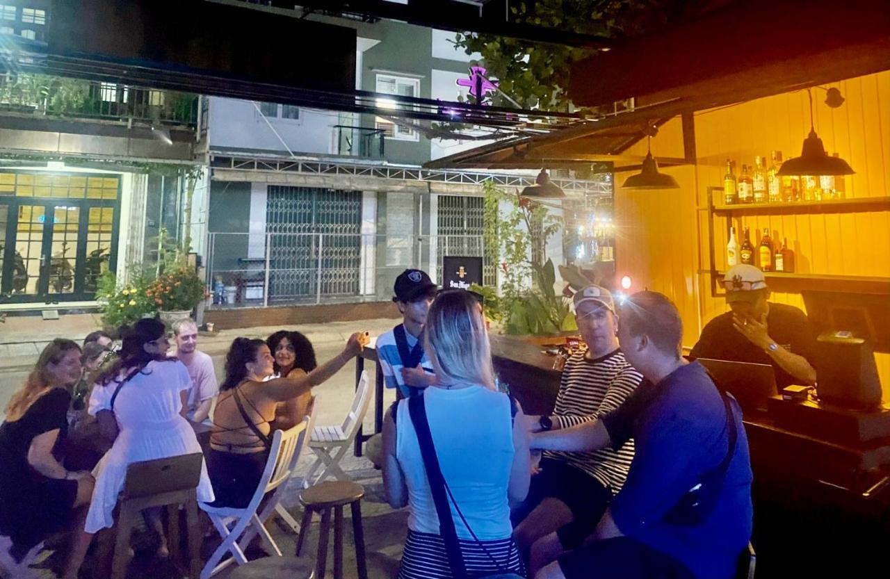 Dom Hostel And Bar Hội An Extérieur photo